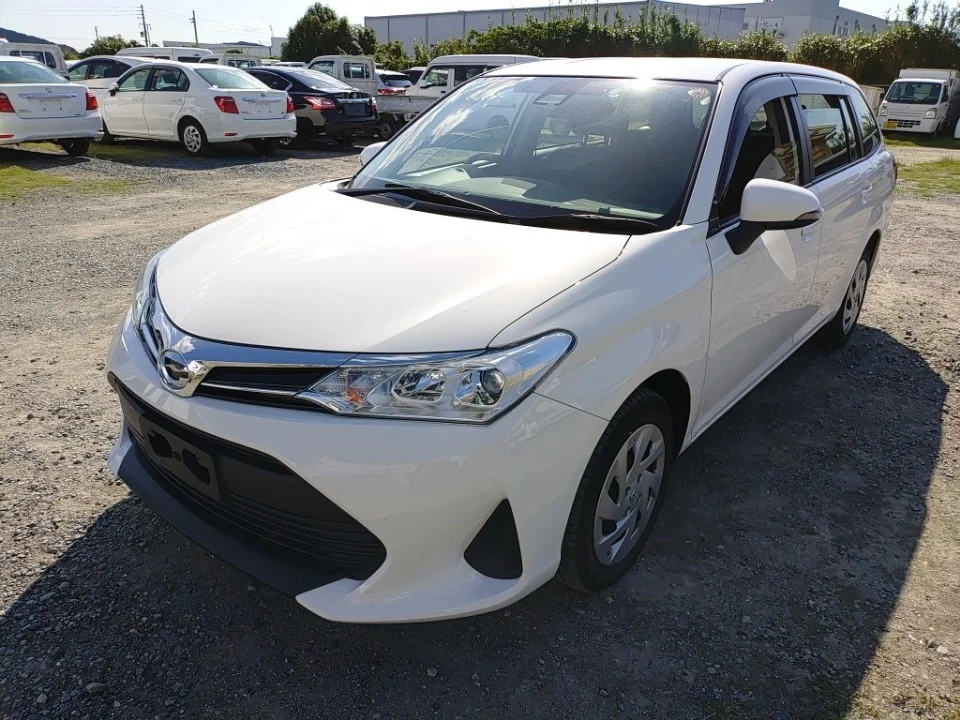 Toyota Corolla Fielder NRE161G 2019